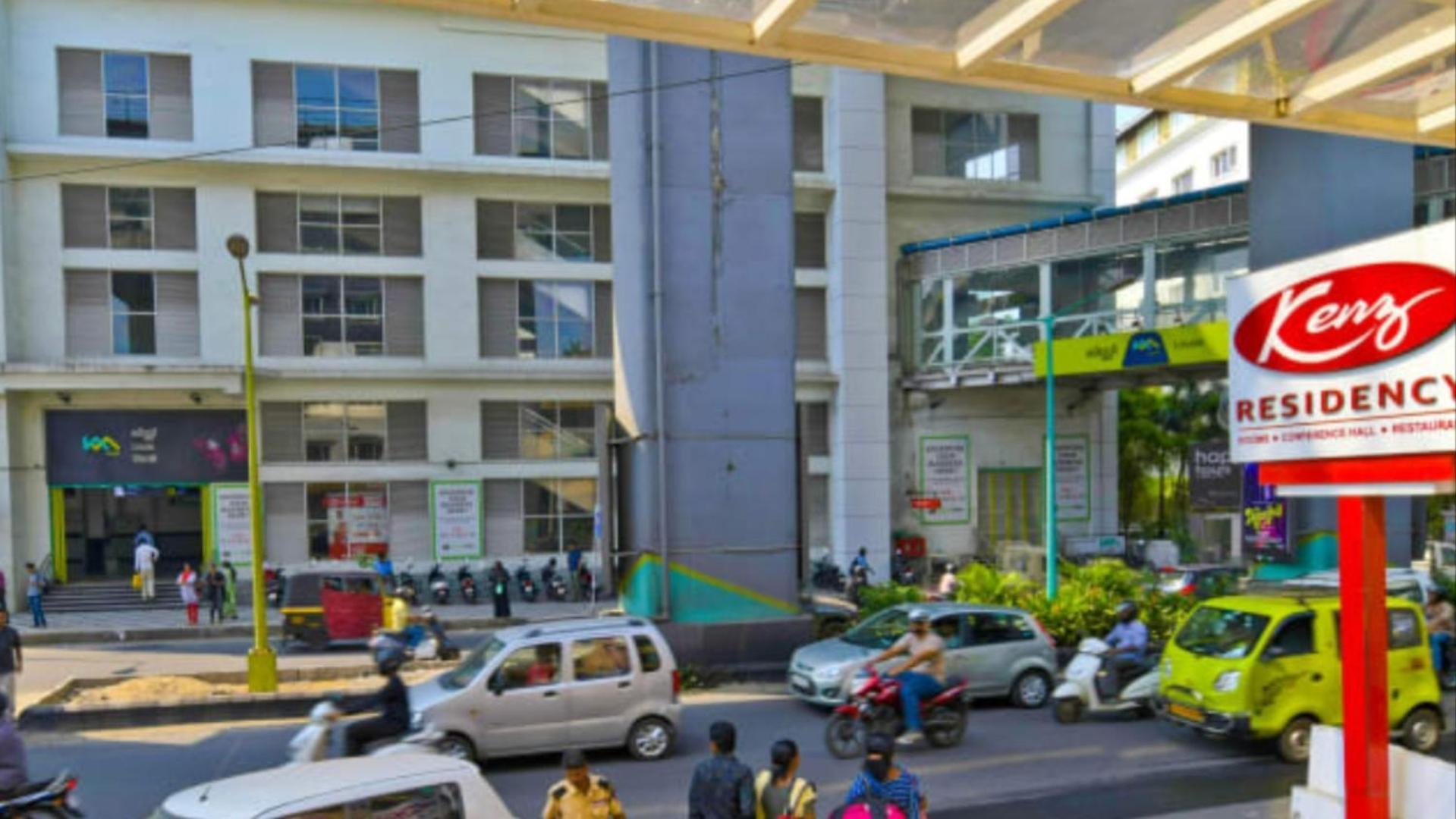Hotel Kenz Residency Kochi Exterior foto