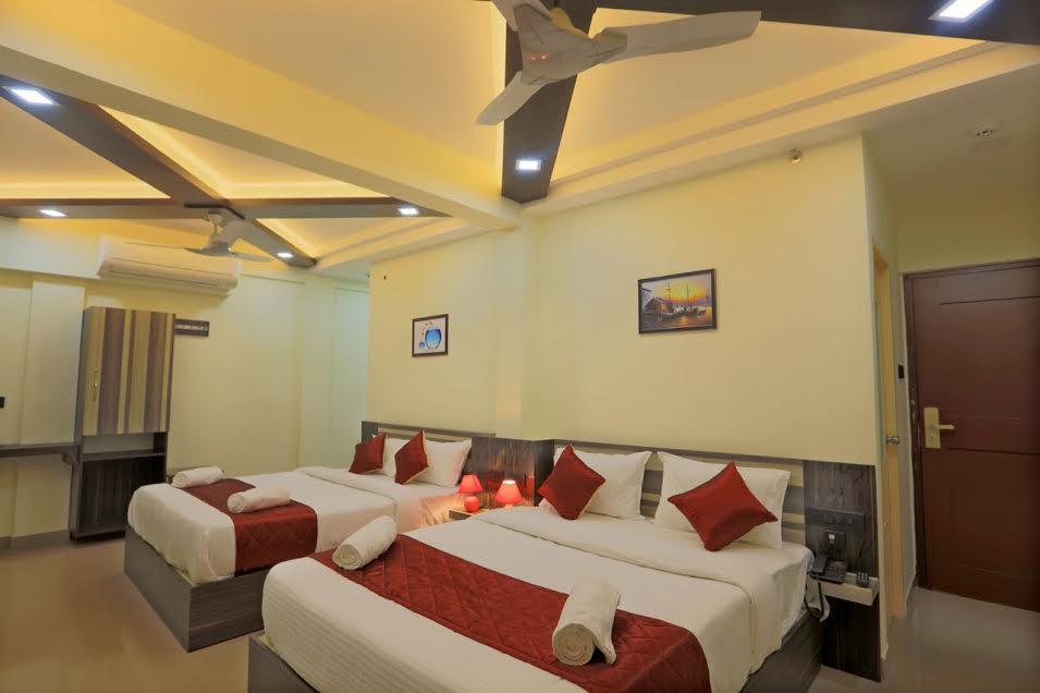 Hotel Kenz Residency Kochi Exterior foto